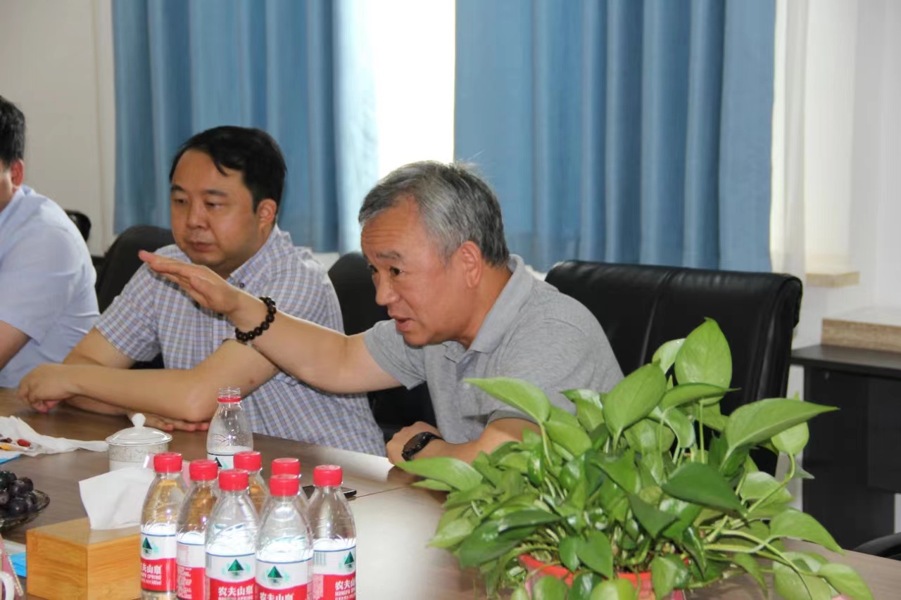 喜訊！南京林業(yè)大學(xué)樂(lè)卡智能五金研究院掛牌成立！