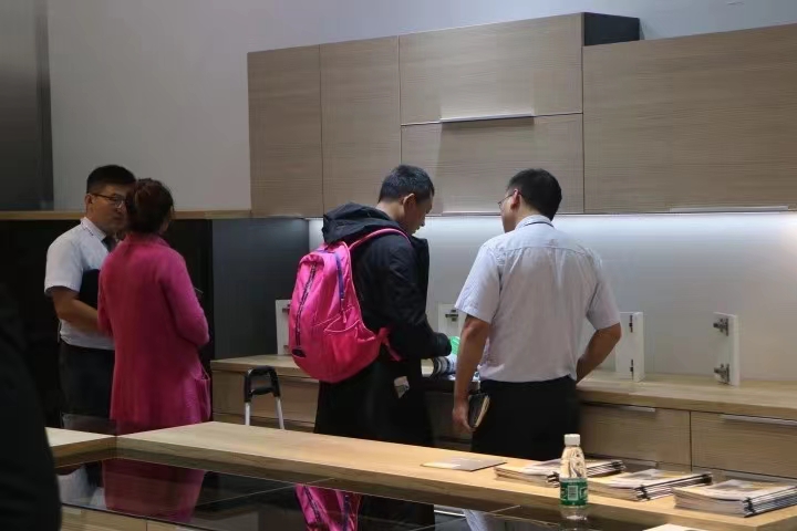 Reggar樂(lè)卡五金】現(xiàn)場(chǎng) | 樂(lè)卡五金華麗綻放居然之家智能云棲生活節(jié)